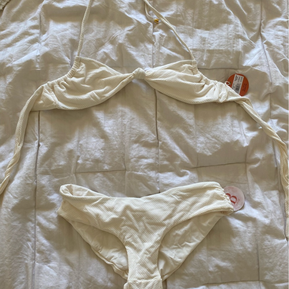 White ribbed XS Bimini